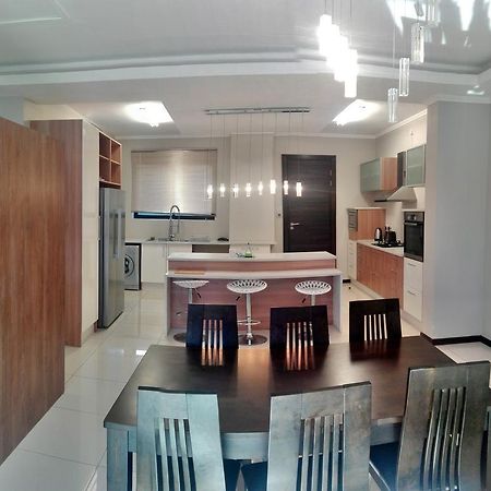 Lifestyle Apartments Gaborone Bagian luar foto